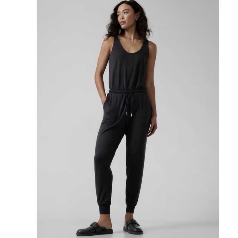Athleta Black Sleeveless Balance‎ Jumpsuit NWT